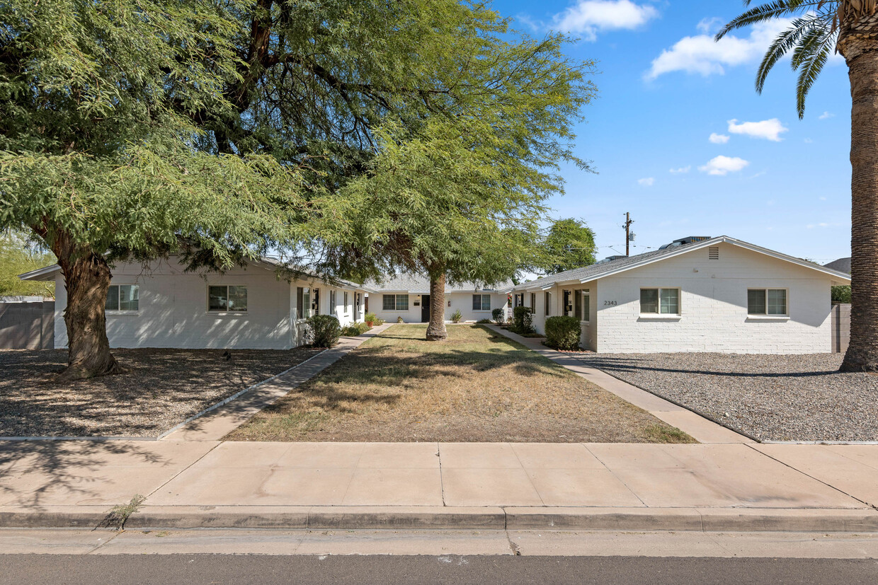 Foto principal - 12th Street Townhomes