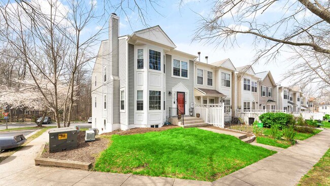 Building Photo - 12168 Springwoods Dr