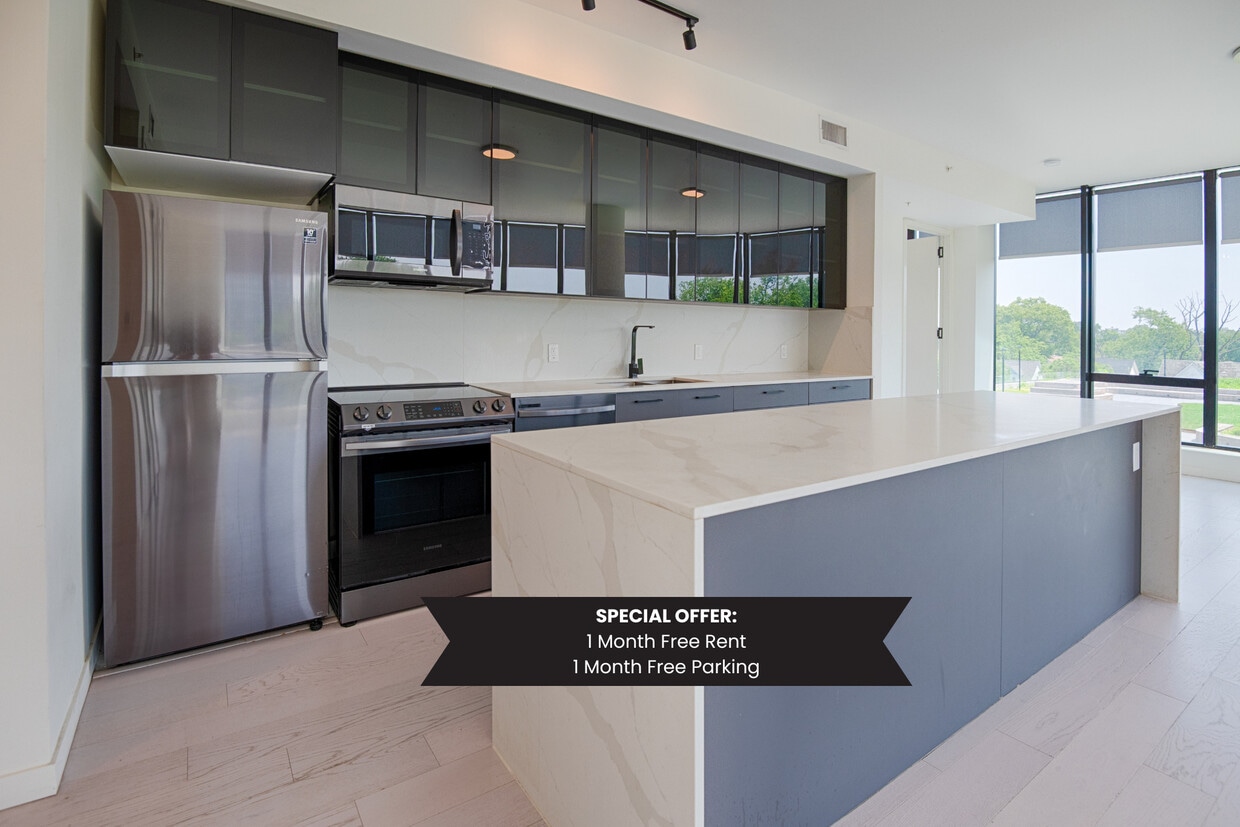 Building Photo - Allure 258