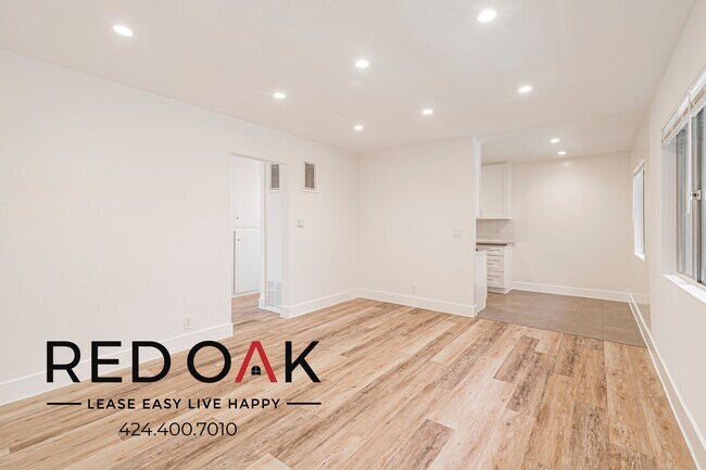 Foto del edificio - 1841 S Manhattan Pl