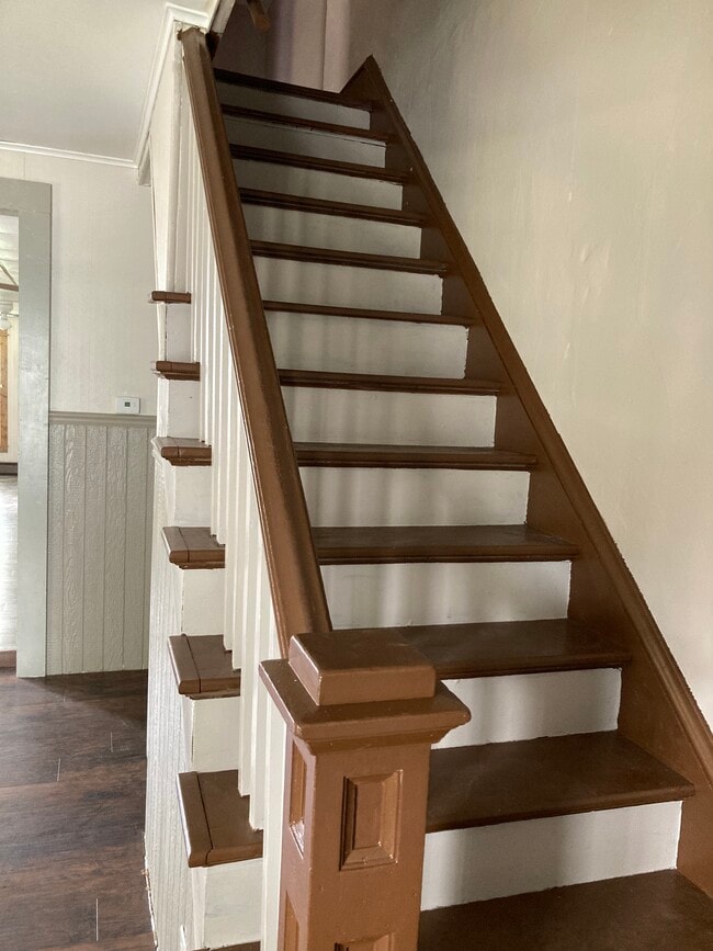 Building Photo - 1320 Otter St