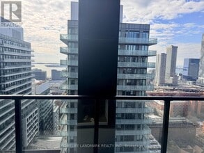 Building Photo - 180 Front St E