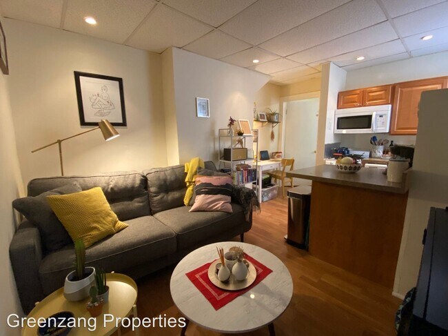 Foto del edificio - 2221 Spring Garden St