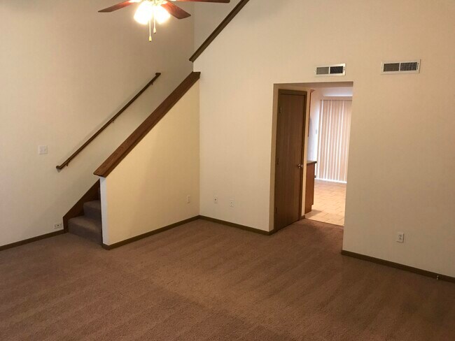 Foto del edificio - 517 Glenstone Dr