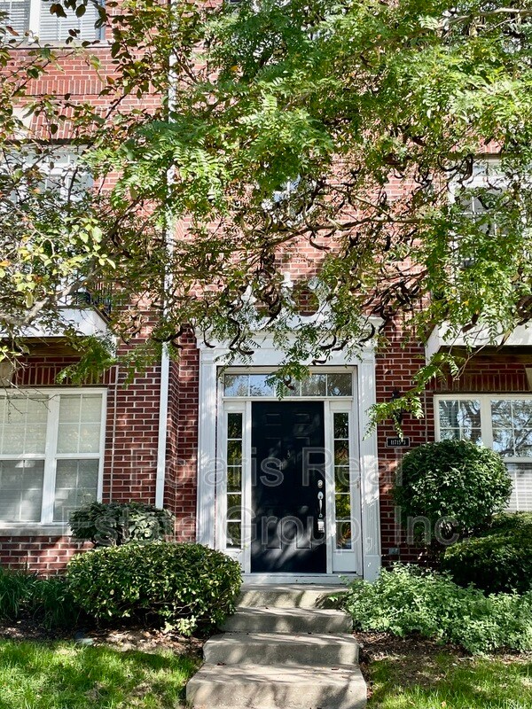 Building Photo - 11715 Anton Dr