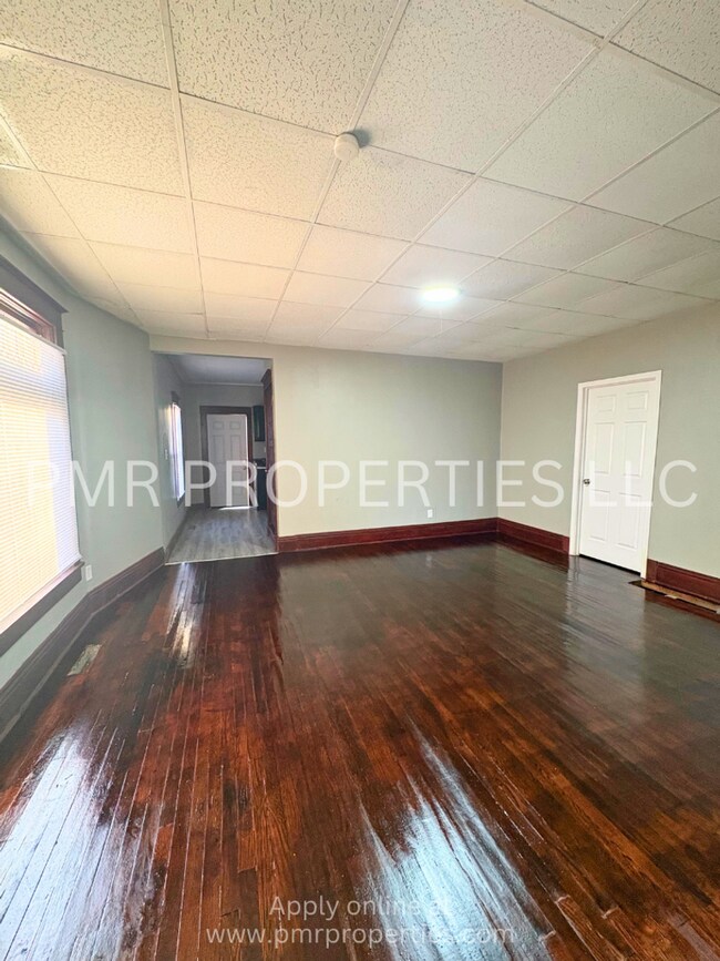 Foto del edificio - 3 Bedrooms/1 Bathroom House