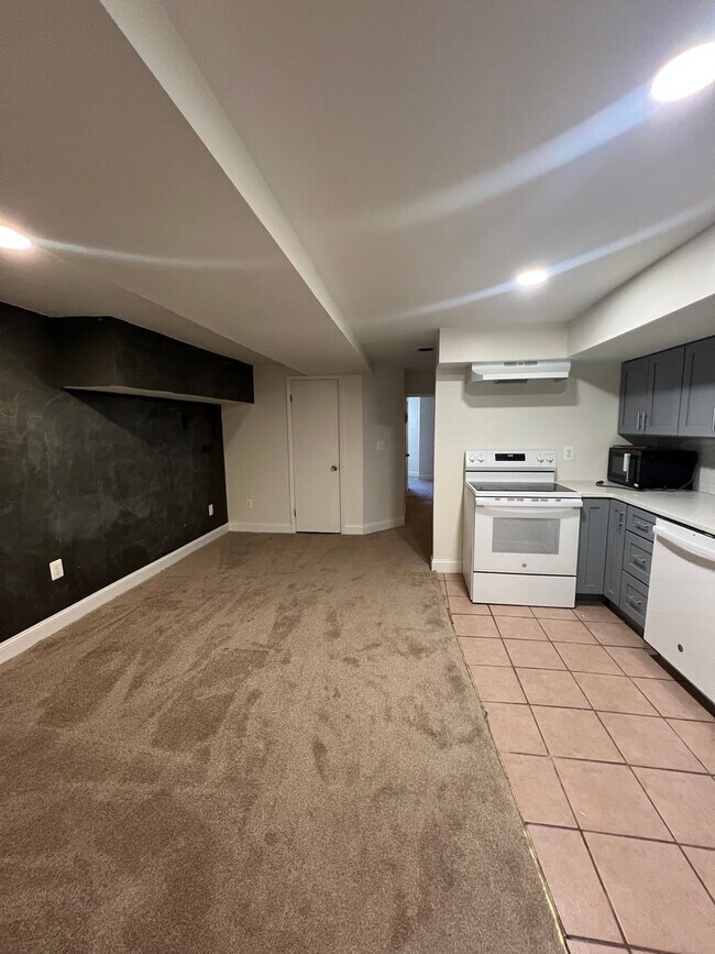 Foto del edificio - 2333 Eutaw Pl