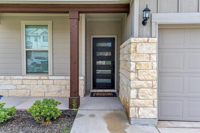 Building Photo - 469 Grace Lilly Dr
