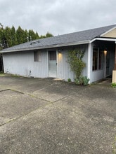 Building Photo - 2415 Carlson Rd