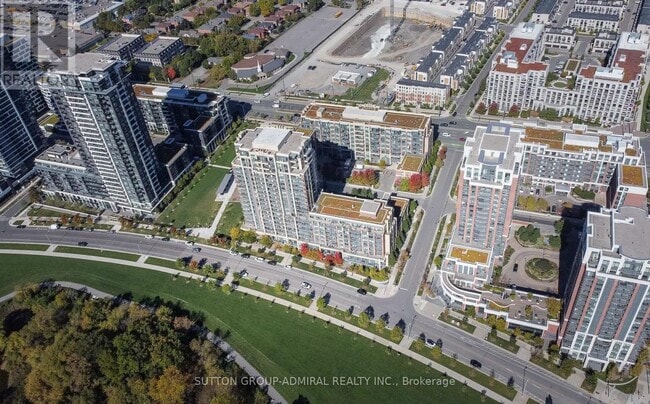 Building Photo - 18 Uptown Dr