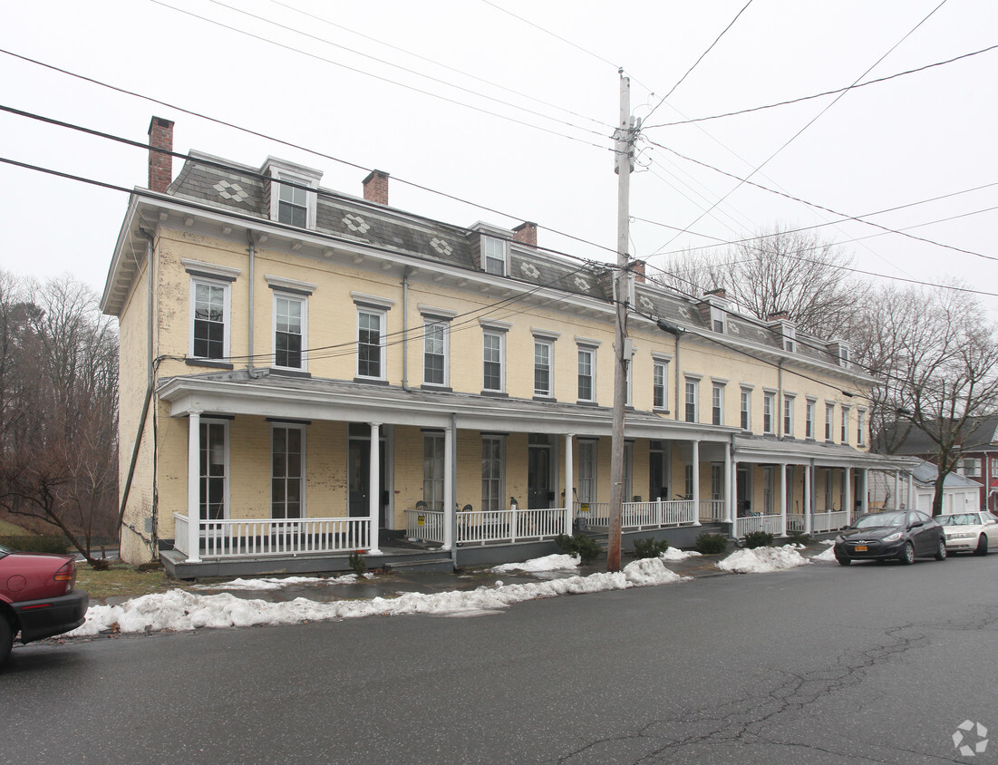 Primary Photo - 76-88 Spring St