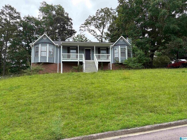 Foto del edificio - 6877 Briarwood Dr