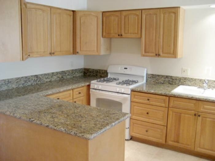 Kitchen - 2337 W Gramercy Ave
