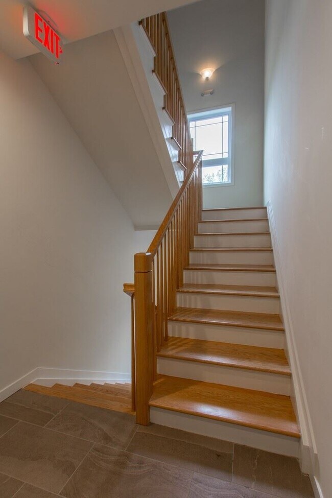 125 Westfield Ave, Elizabeth, NJ 07208 Apartment for Rent in