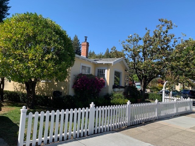 Building Photo - 203 Monte Vista Ave