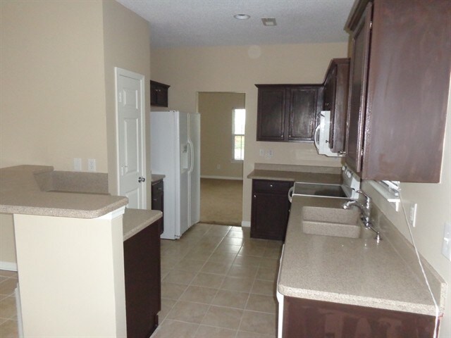 Foto del edificio - 15363 Michael Andrew Rd