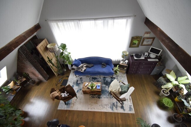 Foto del edificio - 444 Western Ave