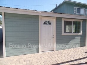 Building Photo - 223 Deodar Ave