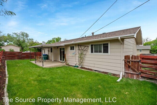 Building Photo - 3 br, 2 bath House - 1001 Ponderosa Dr