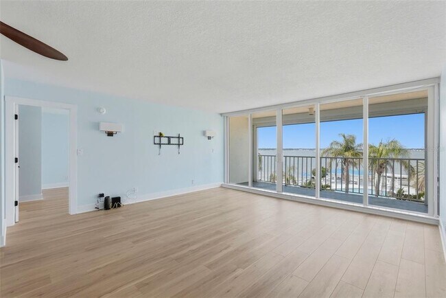 Foto del edificio - 5277 Isla Key Blvd S
