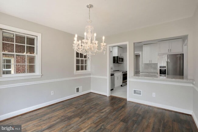 Building Photo - 4513 Butterworth Pl NW