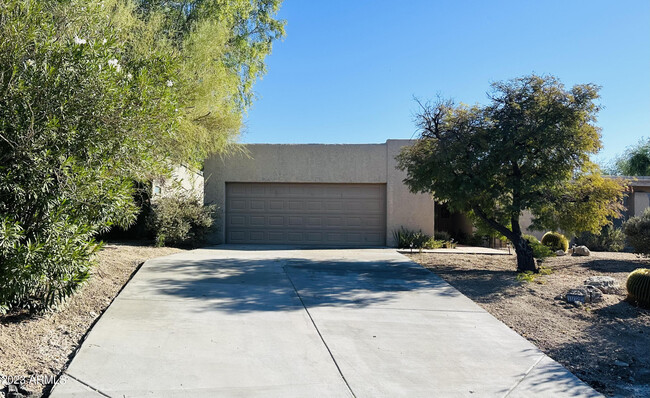 Building Photo - 1725 Staghorn Ln