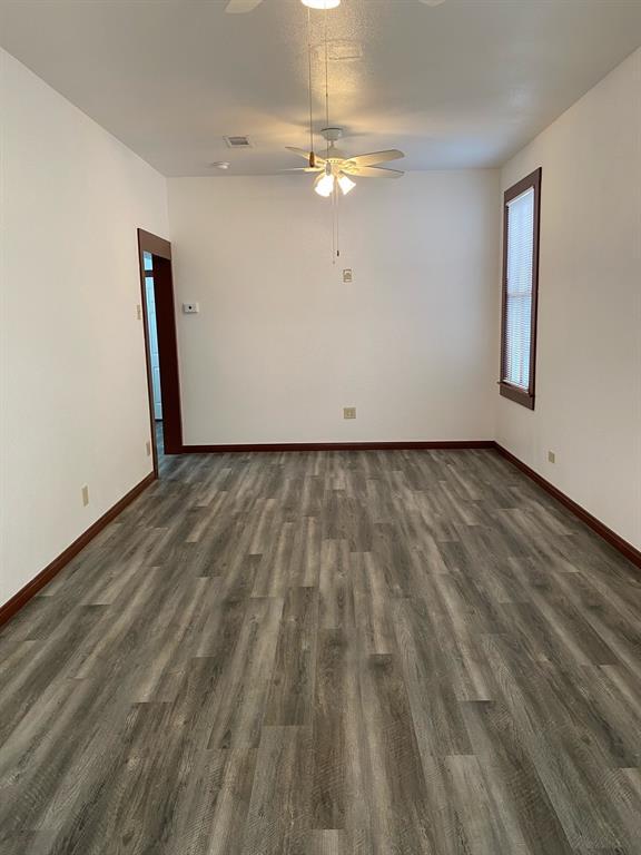 Foto del edificio - 3914 Bernardo De Galvez Ave