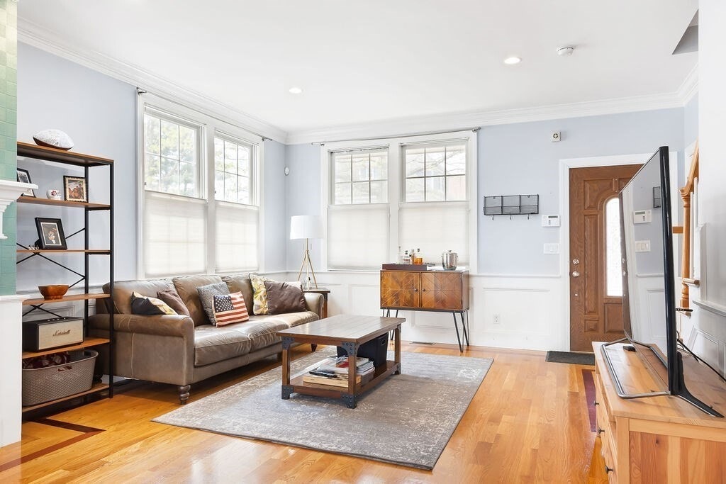 Foto principal - 437 Gallivan Blvd