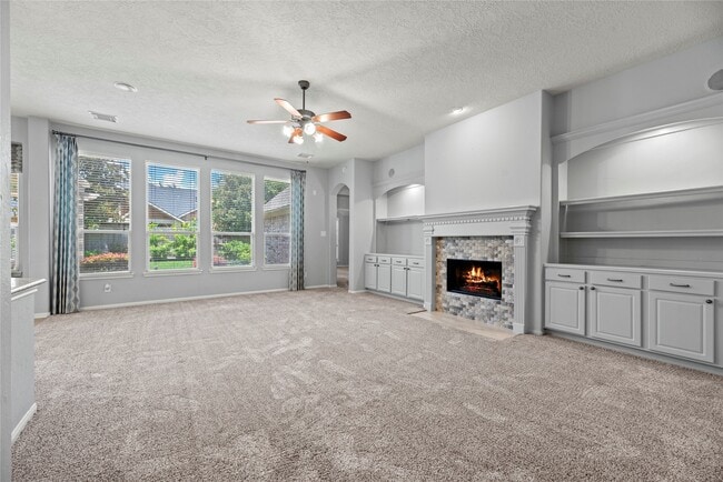 Foto del edificio - 26922 Mossy Leaf Ln