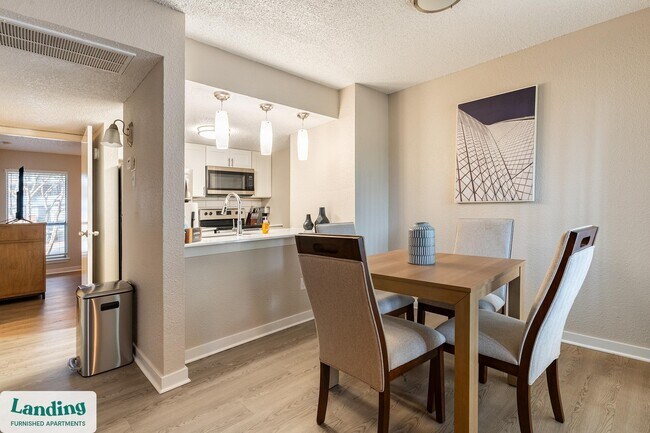 Building Photo - 711 Brentford Pl