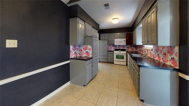Foto del edificio - 7710 Pennridge Cir
