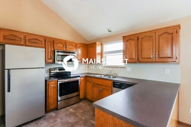 Foto del edificio - 3 Bedroom Pet-Friendly Home in Independenc...