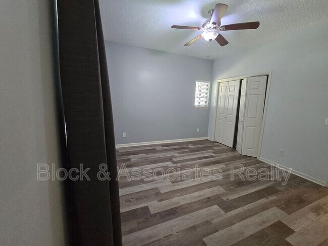Foto del edificio - 234 Davidson St