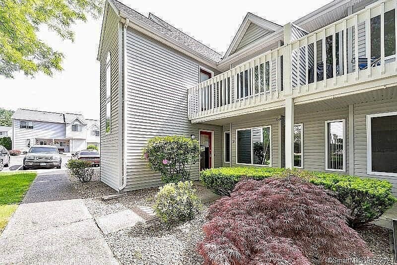 Building Photo - 155 Redstone Hill Rd