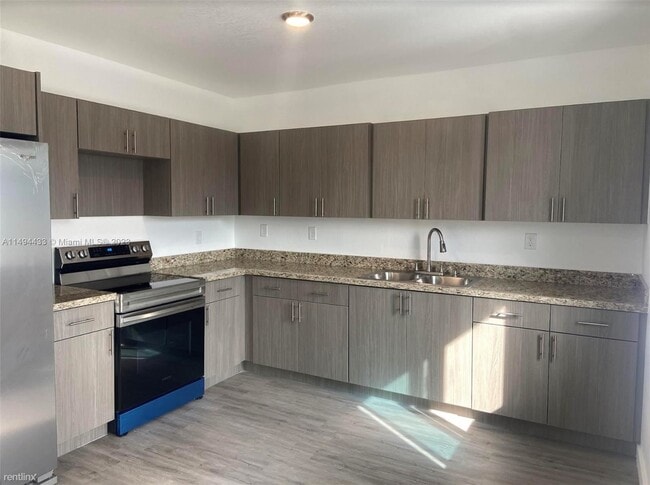 Building Photo - 3 br, 2 bath House - 1781 NW 65th Street 1783