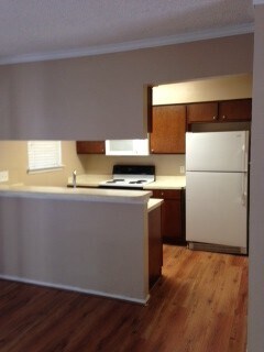 Building Photo - 3 Bedroom 1 Bath Brick Home McGregor ISD