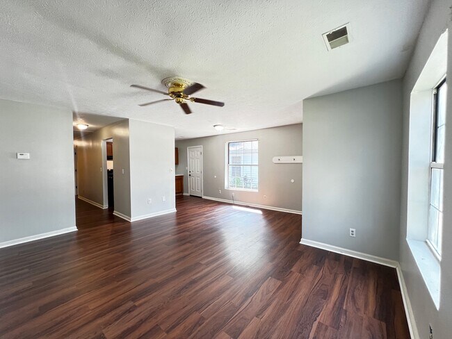 Foto del edificio - 3836 Horne Ave