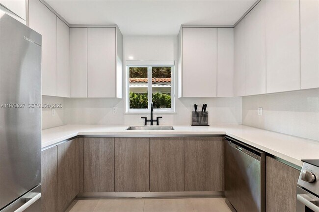 Foto del edificio - 45 Palermo Ave