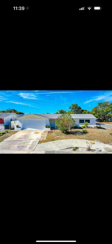 Foto principal - 11705 Meredith Ln