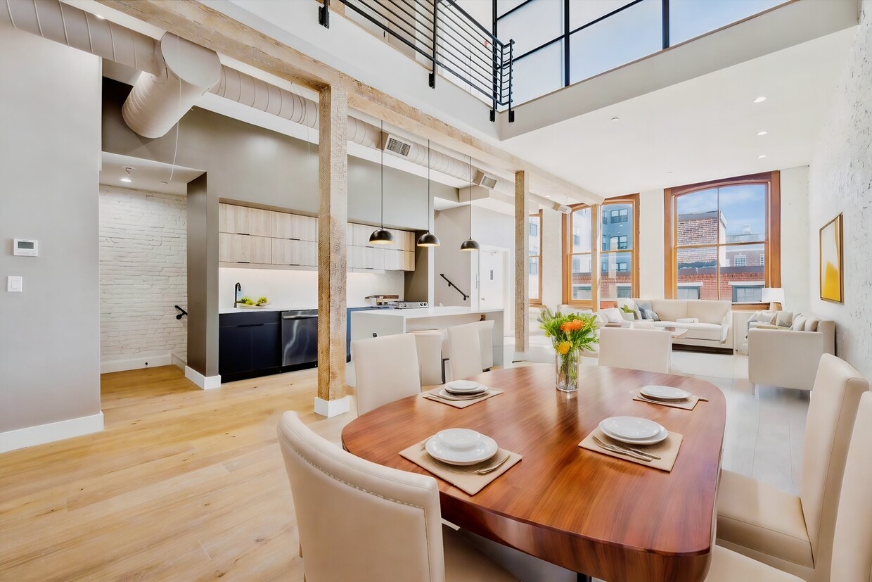 Foto principal - 32 S Strawberry St