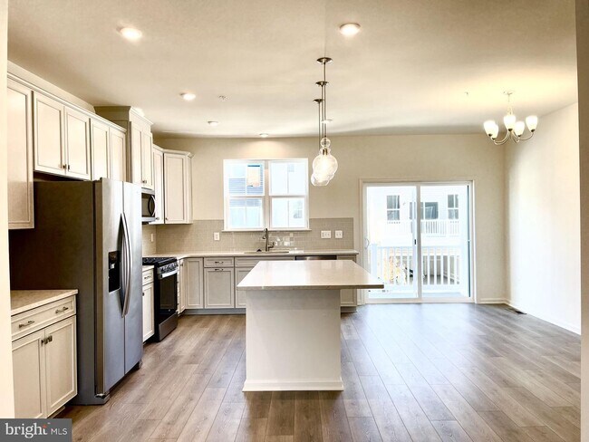 Building Photo - 4206 Bethel Overlook