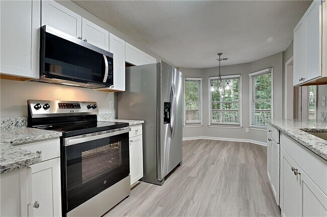 Building Photo - 2868 Evonshire Ln