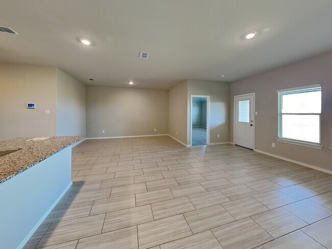 Building Photo - 772 Cofer Wy