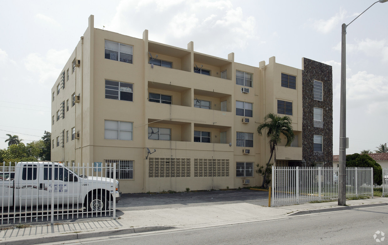 Building Photo - 33rd Street Apartments