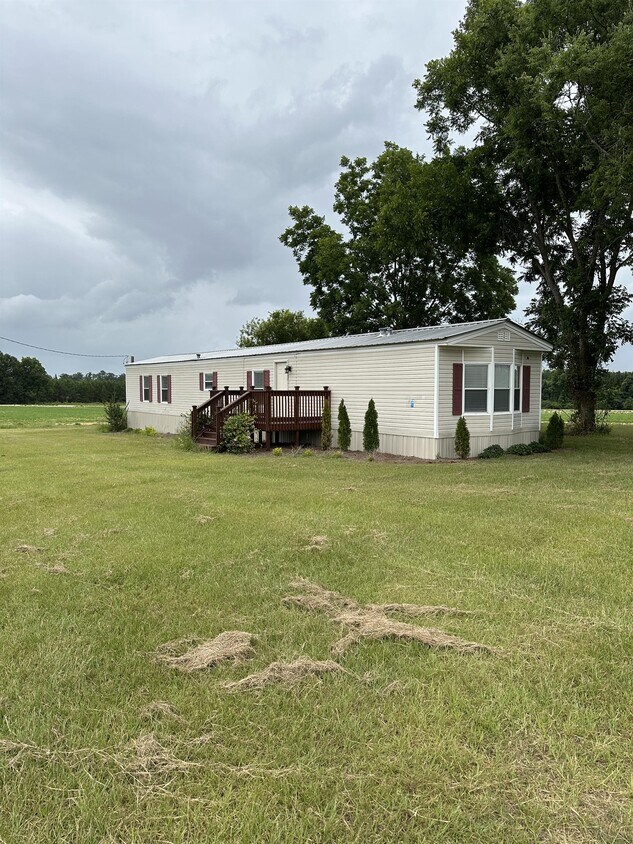 130 Leroy Rd, Eufaula, AL 36027 House Rental in Eufaula, AL