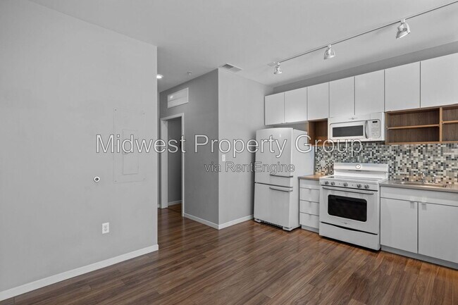 Foto del edificio - 4100 Lindell Blvd
