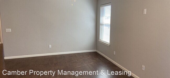 Building Photo - 11516 N Lincoln Blvd