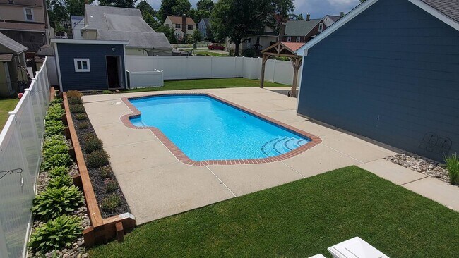 Foto del edificio - 2903 Topaz Rd