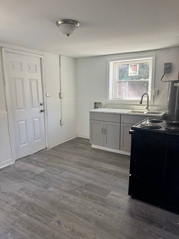 Building Photo - 498 Ibex St