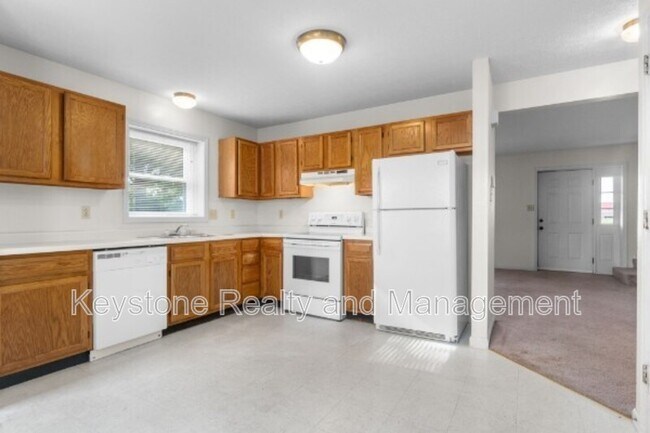 Building Photo - 286 Thompsonville Lane